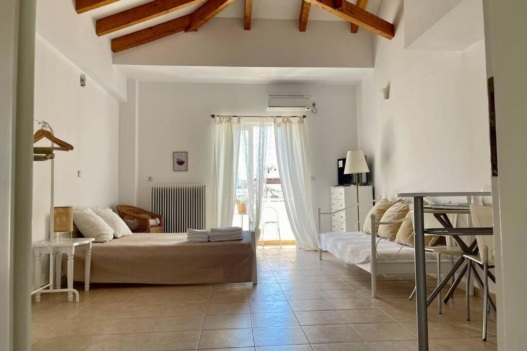 Studio Stay White Room Kalamata Esterno foto